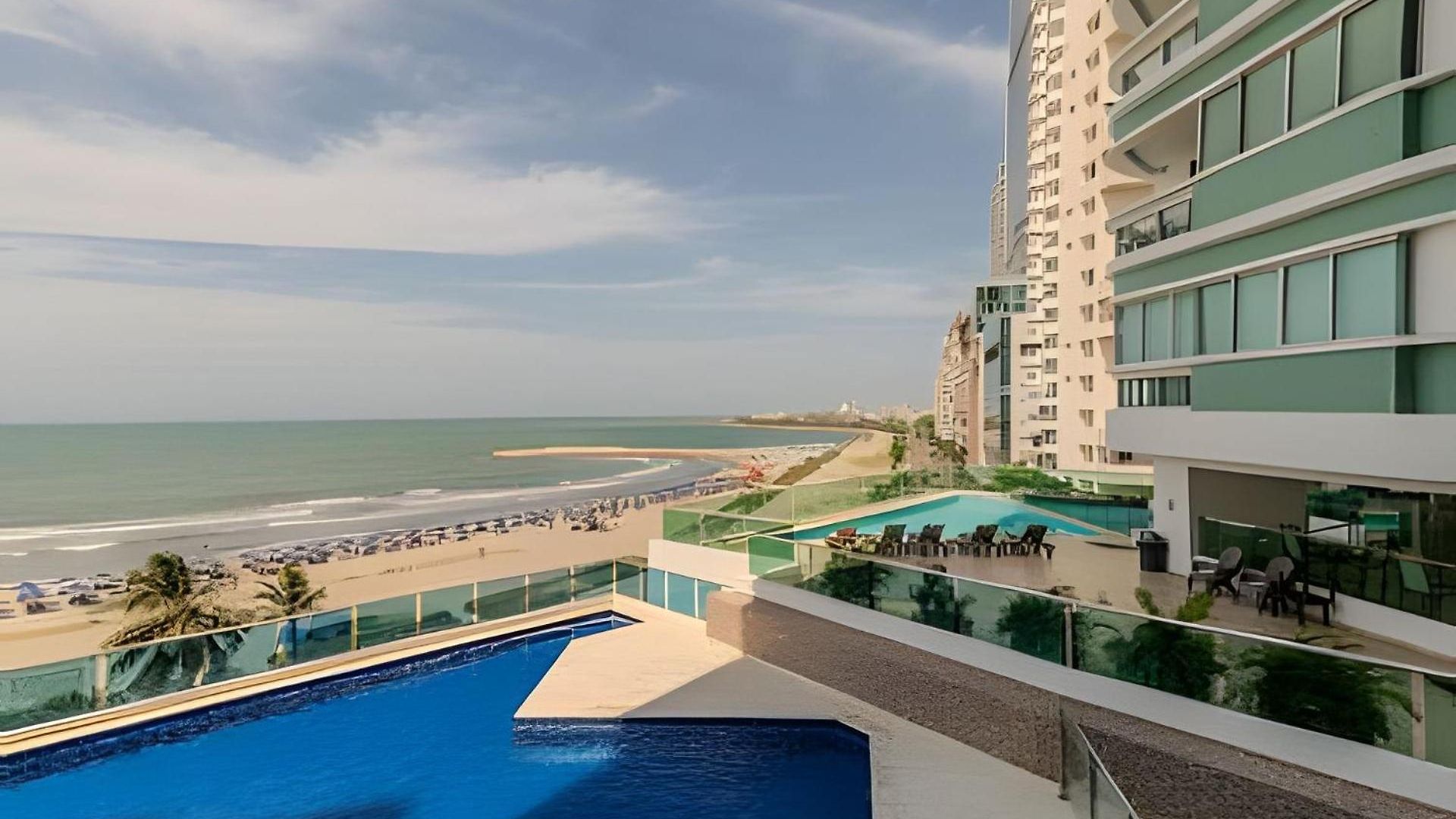 Apartamento Espectacular Vista Al Mar - Ed. Infinito 2302 *